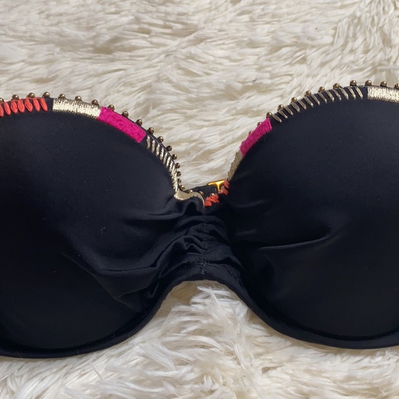 Victoria’s Secret Black Pink Embroidery & Studded Bikini Swim Top Size 34B - Picture 4 of 7